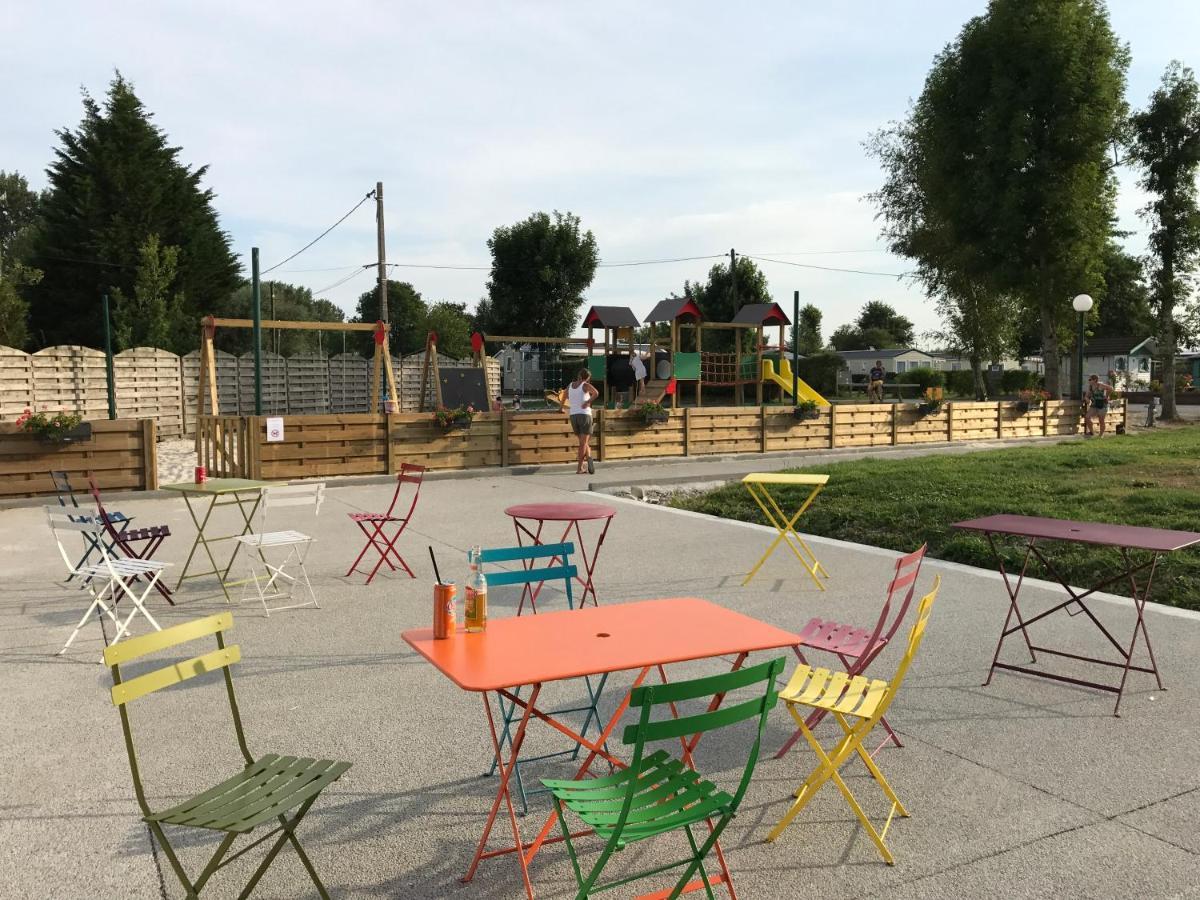 Camping La Garenne De Moncourt Rue  Exteriör bild