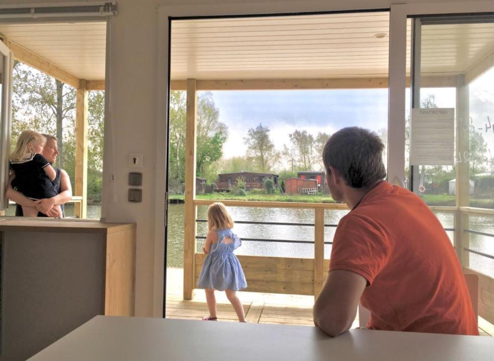 Camping La Garenne De Moncourt Rue  Exteriör bild